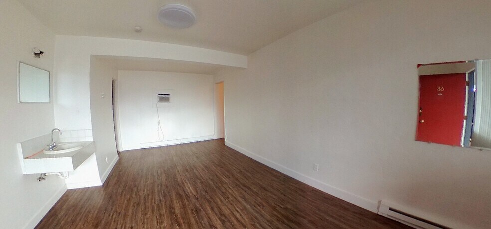 More Photos Of 1006 W 3rd Ave, Moses Lake Apartments For Sale