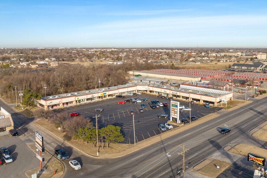 More Photos Of 8400 S Western Ave, Oklahoma City Unknown For Lease