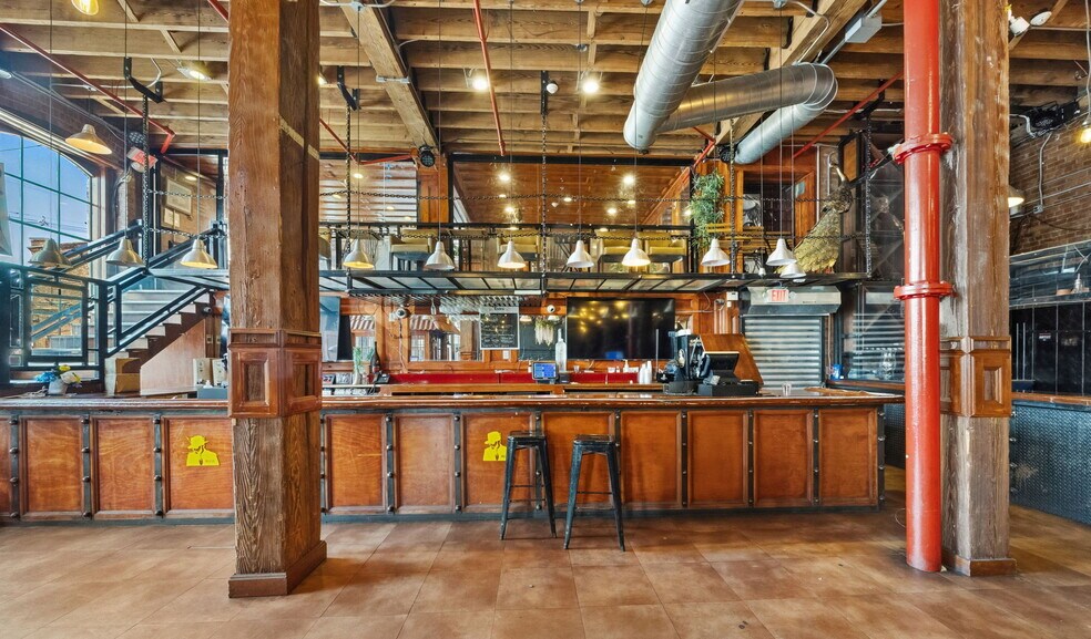 More Photos Of 451 Communipaw Ave, Jersey City Warehouse For Sale