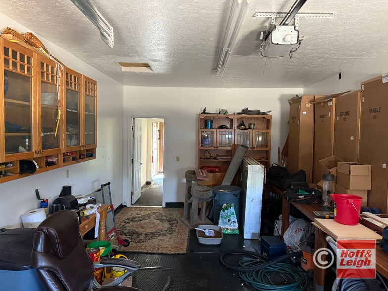 More Photos Of 1680 Industrial Pky, Brunswick Office For Sale