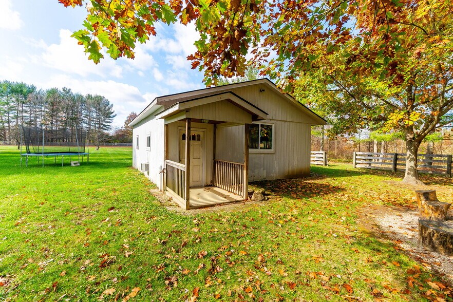 More Photos Of 10937 Johnstown Rd, New Albany Land For Sale