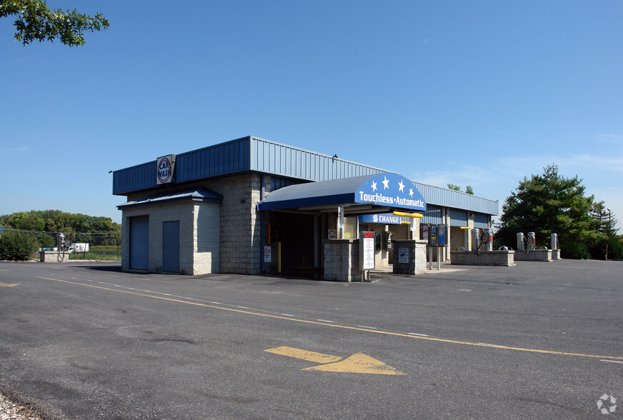 Primary Photo Of 44 Thomas Johnson Dr, Frederick Carwash For Lease