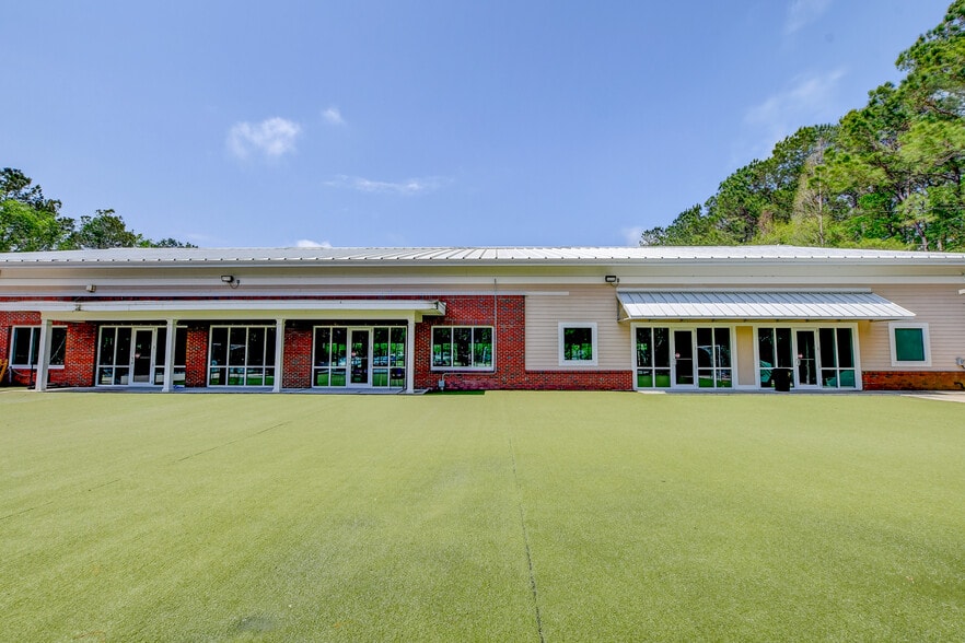 More Photos Of 3400 Turgot Ln, Mount Pleasant Health Club For Lease
