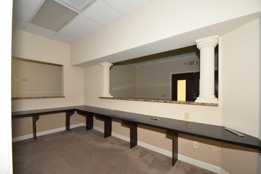 More Photos Of 1700 W Woolbright Rd, Boynton Beach Unknown For Lease