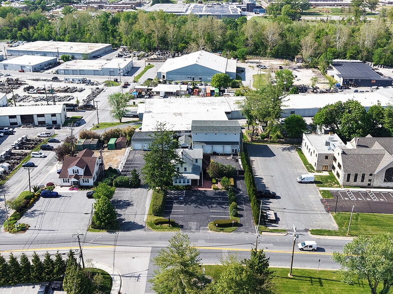 More Photos Of 134 Cockeysville Rd, Cockeysville Industrial For Sale