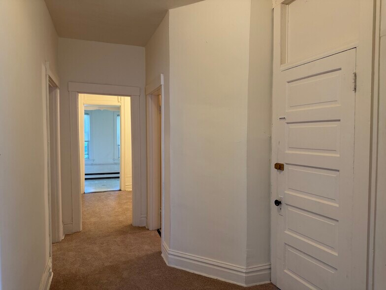 More Photos Of 419 Summit Ave, Hagerstown Apartments For Sale