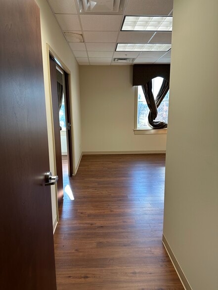 More Photos Of 101 Financial Dr, Elizabethtown Medical For Lease