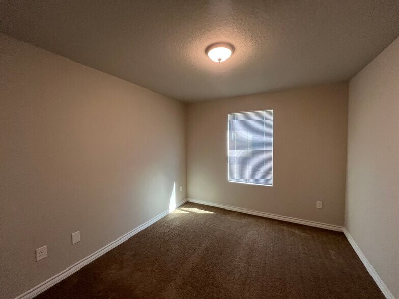 More Photos Of 6303 Luglio Ln, San Antonio Multifamily For Sale