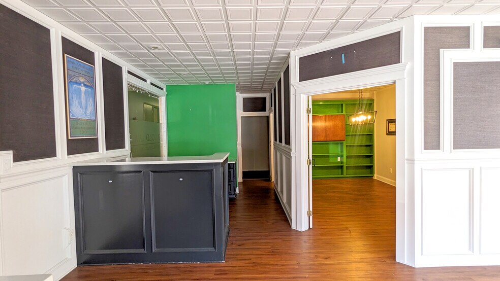 More Photos Of 5555 Main St, Williamsville Office For Lease