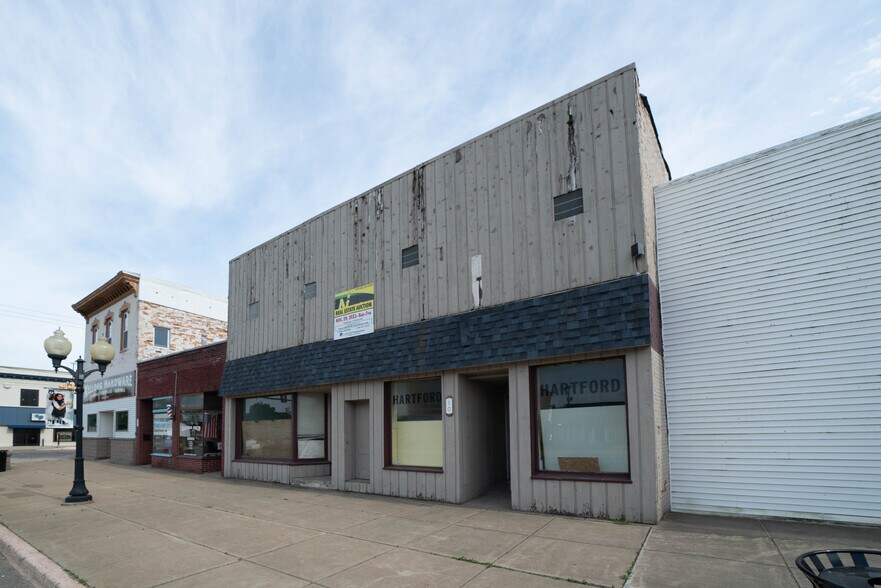 More Photos Of 10 W Main St, Hartford Storefront For Sale