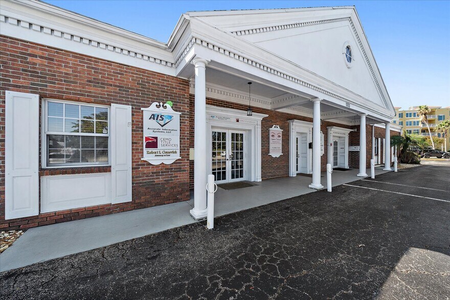 More Photos Of 1000 S Tamiami Trl, Venice Office For Sale