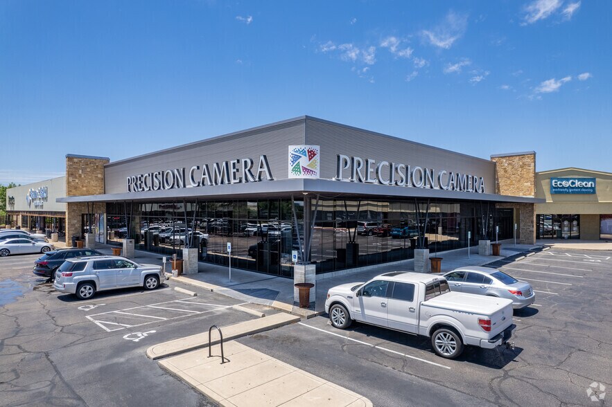 Primary Photo Of 2438 W Anderson Ln, Austin General Retail For Lease