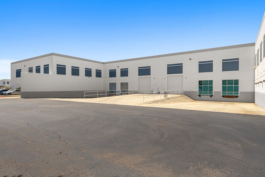 More Photos Of 5830 El Camino Real, Carlsbad Manufacturing For Lease