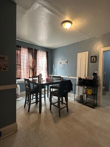 More Photos Of 364-366 Woodland St, Hartford Apartments For Sale