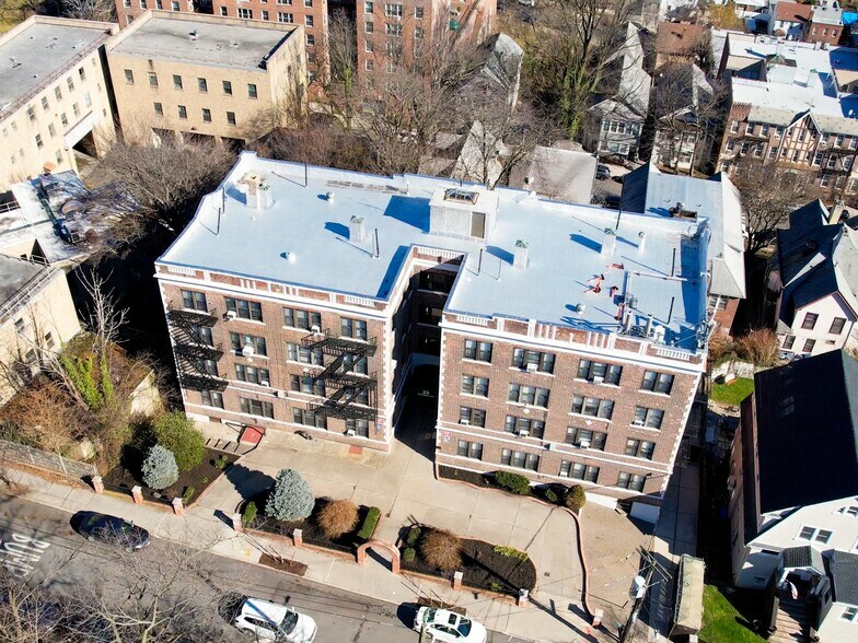 More Photos Of 25 Sherman Ave, Staten Island Apartments For Sale
