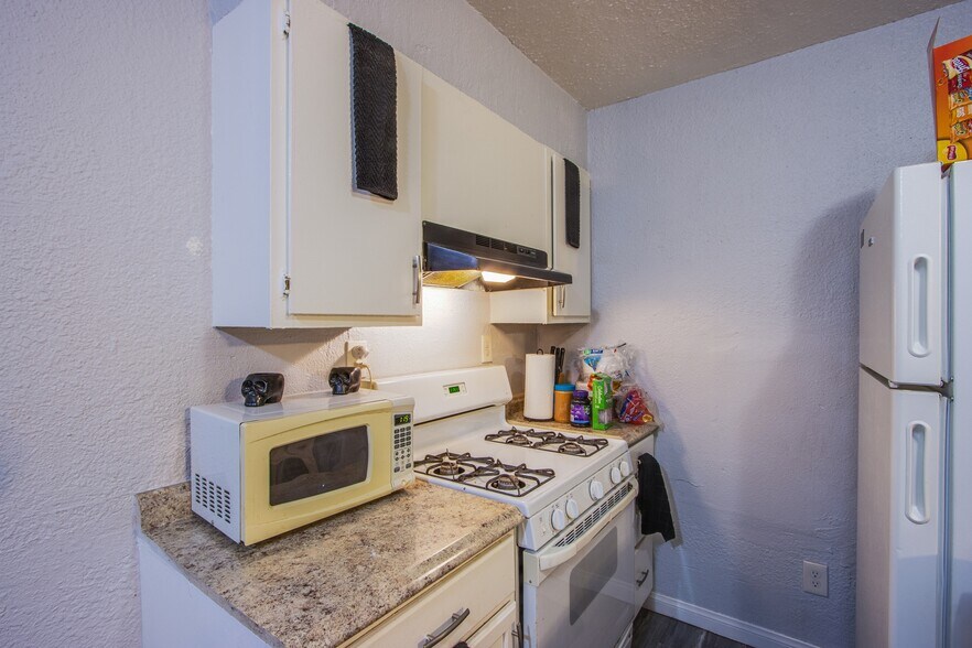 More Photos Of 612 W Washington Ave, Las Vegas Multifamily For Sale