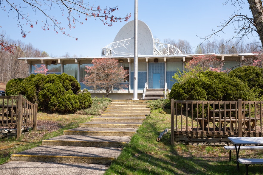 More Photos Of 1 Pari Dr, Rosman Specialty For Sale