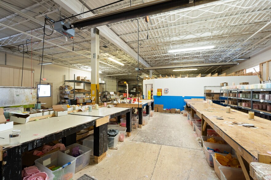 More Photos Of 677 S Cardinal Ln, Scottsburg Industrial For Sale