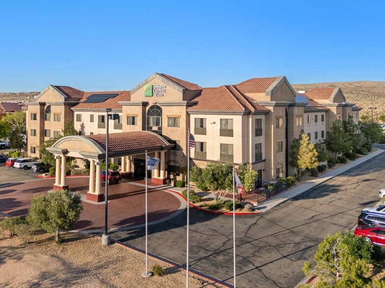 More Photos Of 2700 Lenwood Rd, Barstow Hotel For Sale