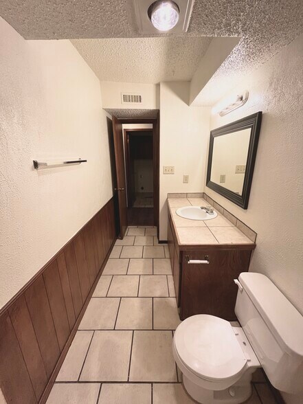 More Photos Of 312 Chalmette Dr, Norman Apartments For Sale