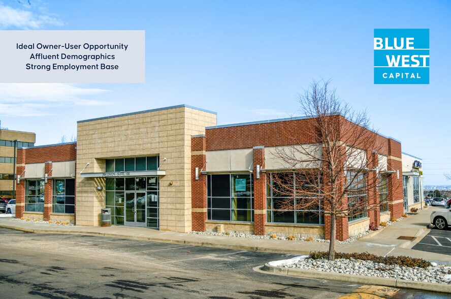 Primary Photo Of 264 Union Blvd, Lakewood Restaurant For Sale