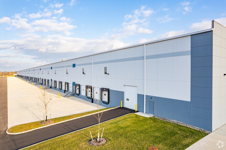 More Photos Of 3000 Quarry Road, Telford Warehouse For Lease