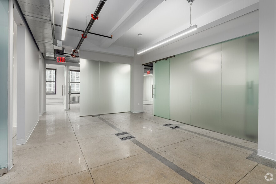More Photos Of 225 Broadway, New York Office For Lease