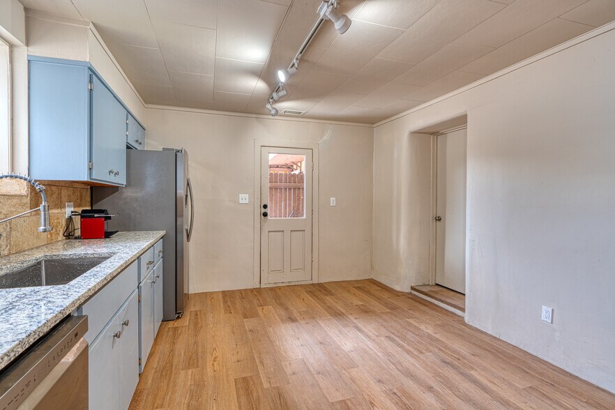 More Photos Of 720-724 School St, Espanola Apartments For Sale