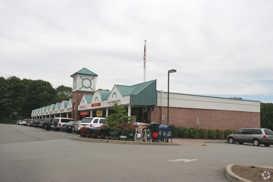 More Photos Of 117-141 Hawkins Pl, Boonton Unknown For Lease