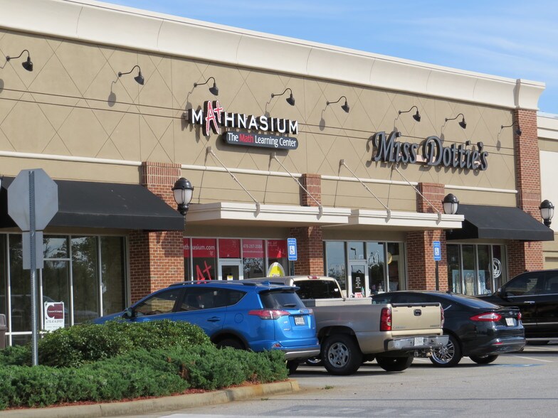 More Photos Of 1084-1114 GA Highway 96, Kathleen Unknown For Lease