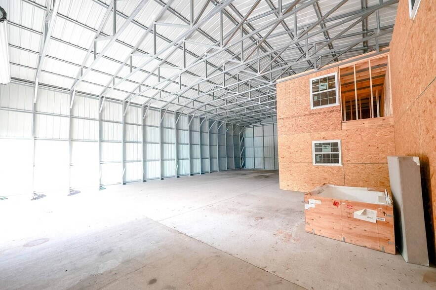 More Photos Of 6975 Middle Valley rd, Hixson Flex For Sale