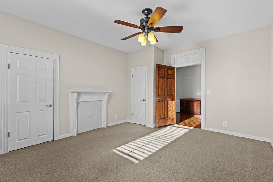 More Photos Of 90 E Moreno St, Buford Office Residential For Sale