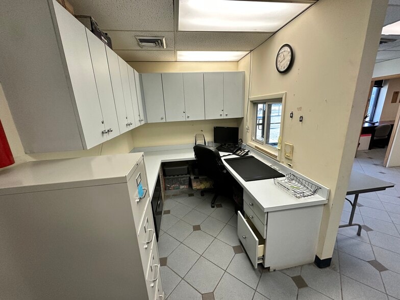 More Photos Of 4865 Arthur Kill Rd, Staten Island Warehouse For Sale