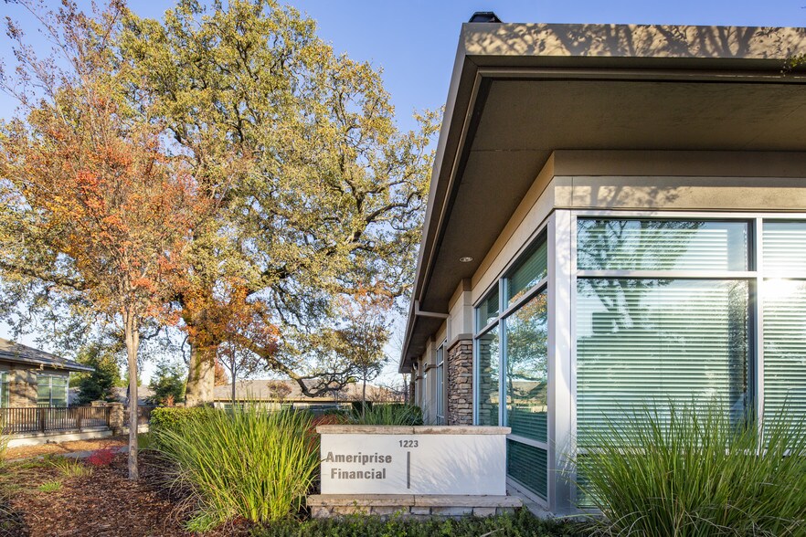 More Photos Of 1223 Pleasant Grove Blvd, Roseville Office For Sale