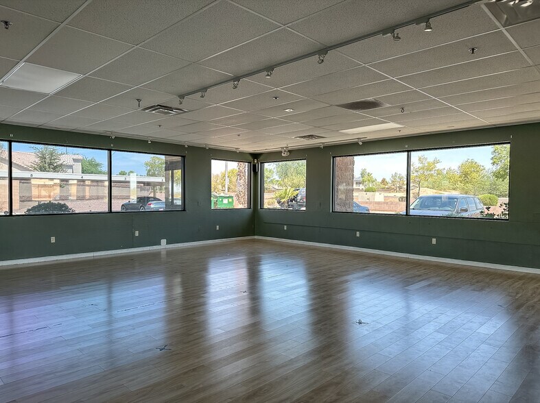 More Photos Of 12409 W Indian School Rd, Avondale Office For Sale