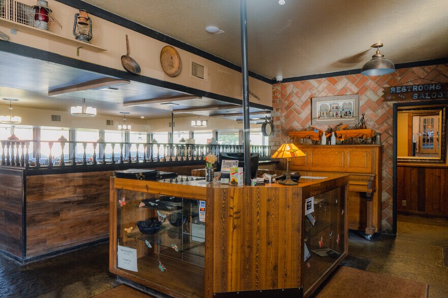 More Photos Of 5159 CA-140, Mariposa Restaurant For Sale