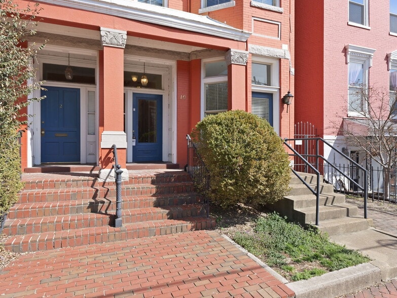 More Photos Of 8-10 E Main St, Richmond Apartments For Sale