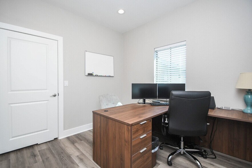 More Photos Of 23219 Red River Dr, Katy Medical For Sale