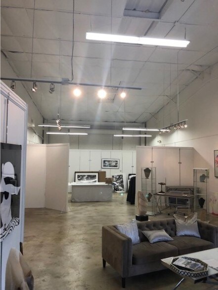 More Photos Of 5880 Shirley St, Naples Light Manufacturing For Sale