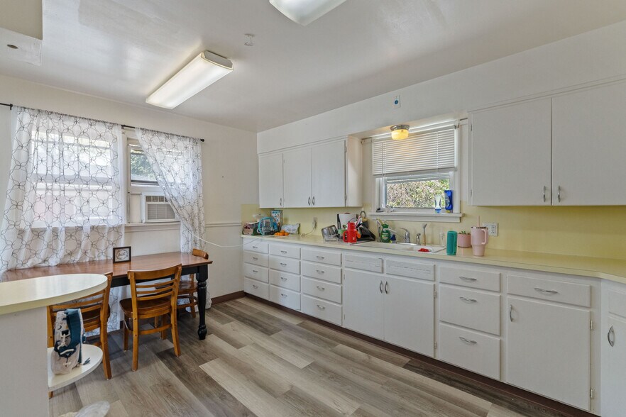 More Photos Of 235 S 1st E, Rexburg Apartments For Sale