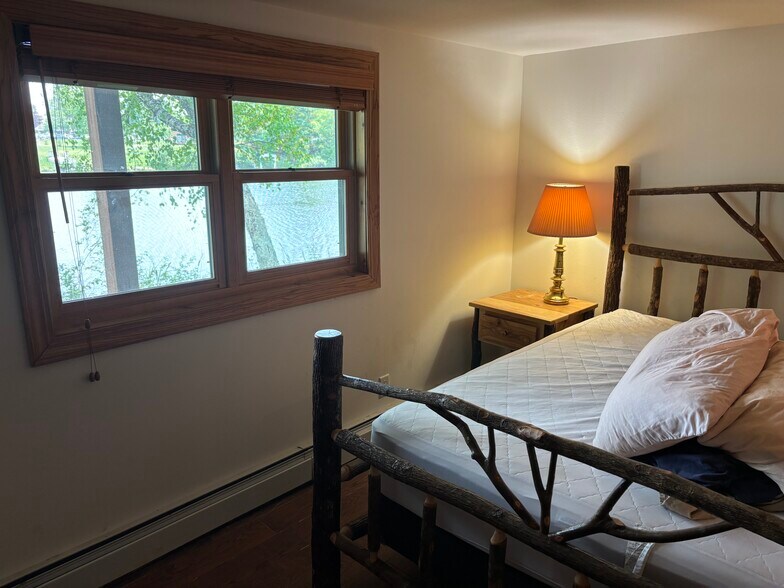 More Photos Of 419 N Railroad St, Eagle River Restaurant For Sale