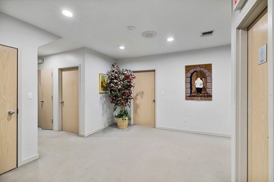 More Photos Of 295 W Route 59, Spring Valley Office Residential For Sale