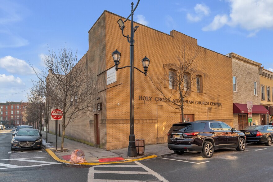 More Photos Of 2610 Bergenline Ave, Union City Lodge Meeting Hall For Lease