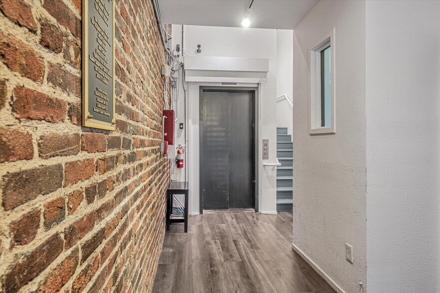 More Photos Of 34-38 Mason St, San Francisco Loft Creative Space For Sale
