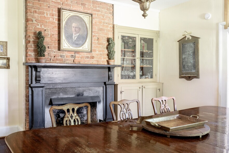 More Photos Of 2416 Lowesville Rd, Amherst Hospitality For Sale