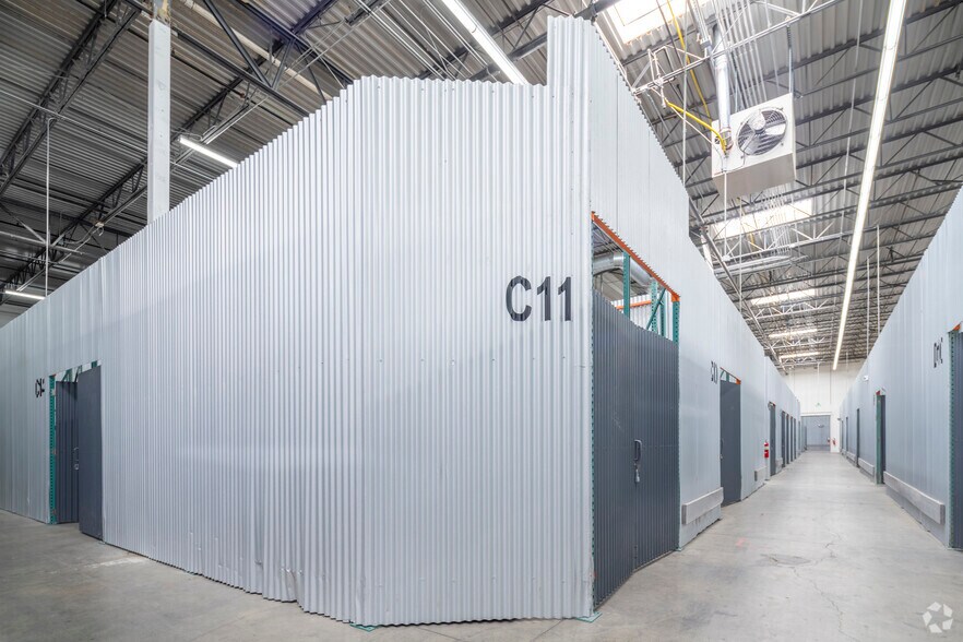 More Photos Of 4735-4795 Leyden St, Denver Warehouse For Lease