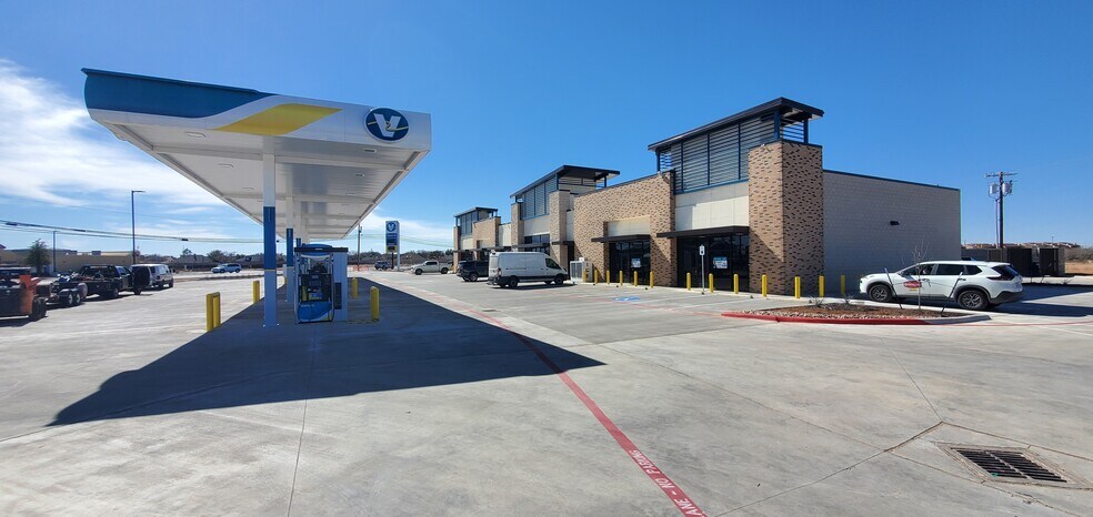 More Photos Of 3601 Billy Hext, Odessa Convenience Store For Lease