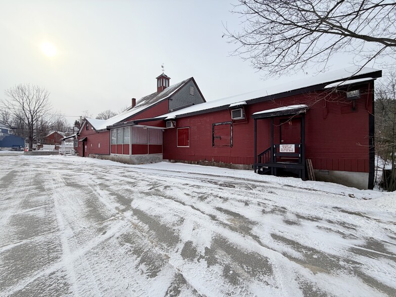 More Photos Of 8 Dunster Ave, Greenville Storefront Retail Residential For Sale