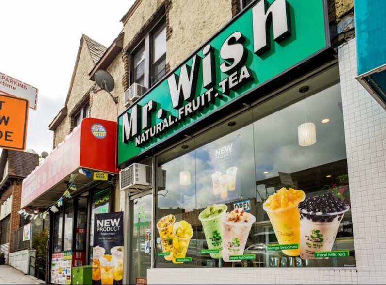 Primary Photo Of 6627 Fresh Pond Rd, Flushing Storefront For Lease