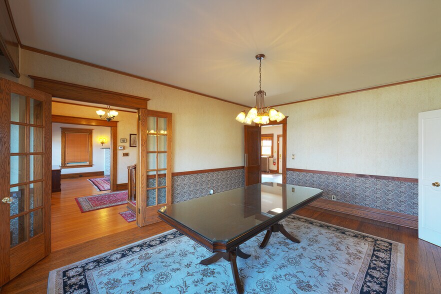 More Photos Of 105 Gleneida Ave, Carmel Office For Sale